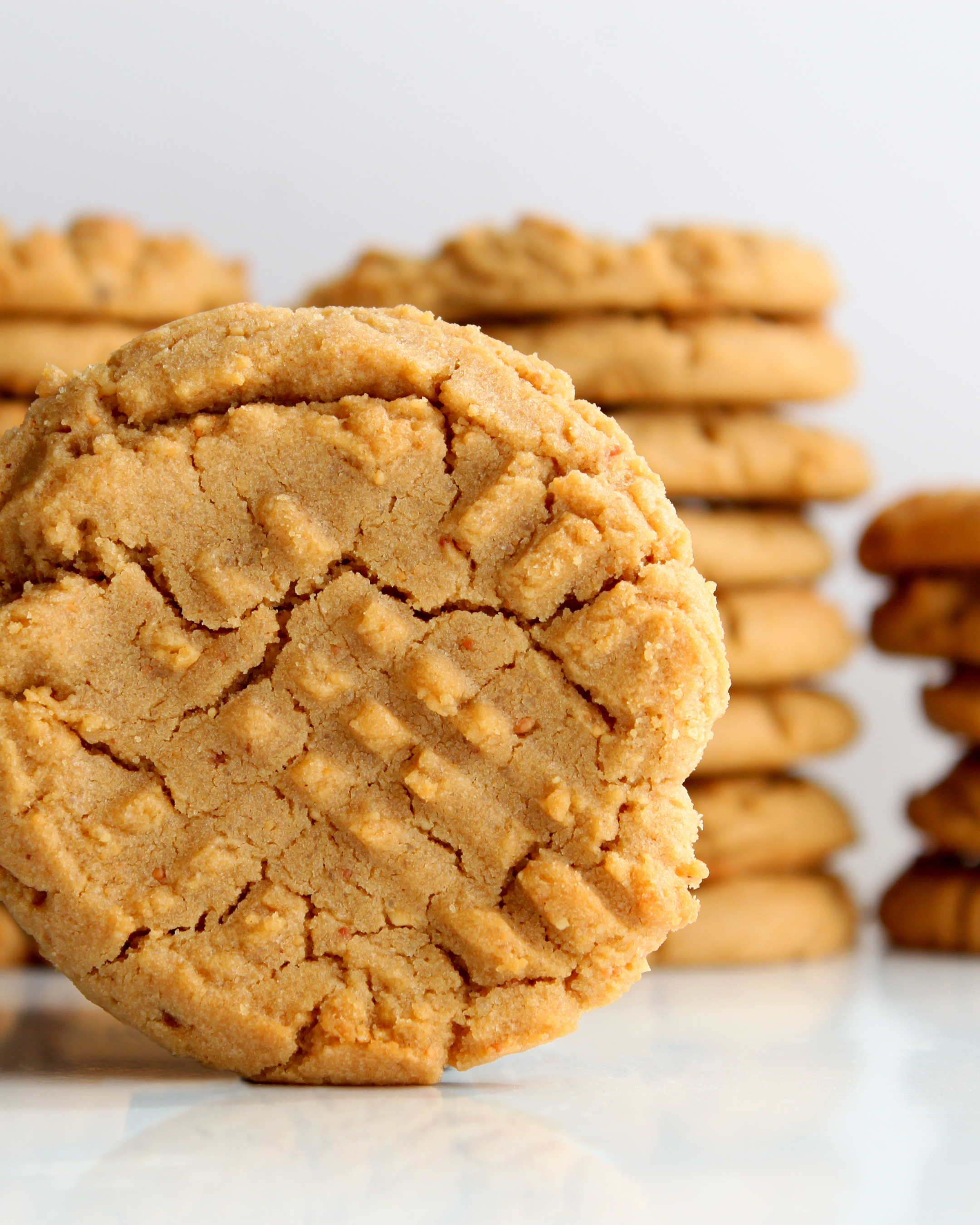 World's Best Easy Peanut Butter Cookies